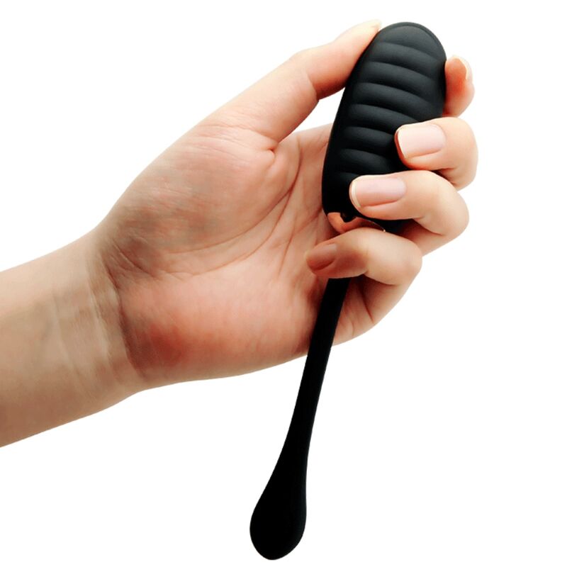 PRETTY LOVE - DOREEN LUXURY RECHARGEABLE VIBRATING EGG BLACK WITH REMOTE CONTROL